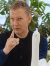 David Shrigley - Swan Thing (2023) - Interview